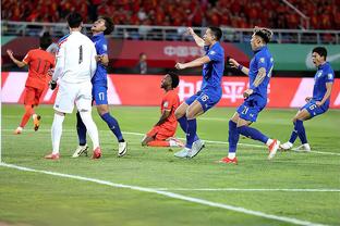 记者：只要不出昏招不摆烂，国足再战新加坡10次赢下都是十拿九稳